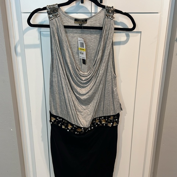 La ROK LUXE Dress - Picture 7 of 8